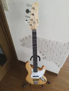 Woofy basses ONE series 4弦 ジャズベース ナチュラルのサムネイル