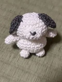 犬型あみぐるみ 白と黒 ハンドメイド 2頭身 犬