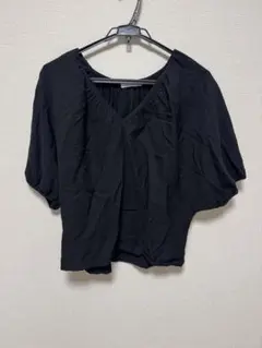 PRIMARKCARES バルーンスリーブ Vネック ブラックシャツ