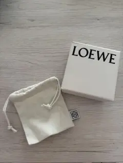 2026年最新】LOEWE ノベルティの人気アイテム - メルカリ