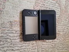 ニンテンドー3DS LL ブラック本体　SDカード・充電器・ソフト付　美品　中古