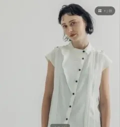 UNITEDTOKYO ブラウス美品のサムネイル