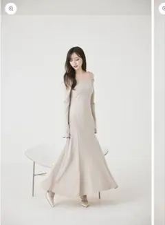 poláura オフショルダーサテンスイッチロングワンピース