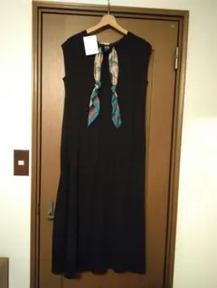 最最終値下げ　LHELBIE スカーフノースリーブロングワンピース