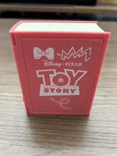 POPMARTディズニー/ピクサー『トイ・ストーリー』 ボー・ピープ フィギュア