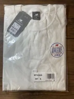新品 ニューバランス ロンT 白 Mサイズ（US:S）長袖Tシャツのサムネイル