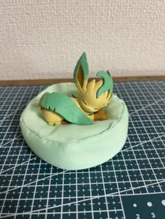 ポケモン フィギュア リーフィア