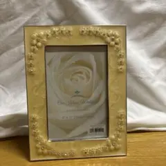 フラワーモチーフ フォトフレーム 4x6インチ