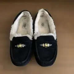 お値下げ中【UGG】モカシン 希少　ストーンが可愛いデザイン ブラック　24cm