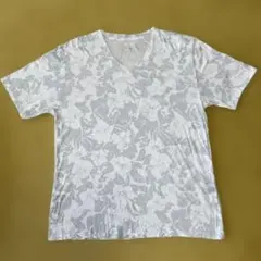 アバハウス　Vネック 花柄 リネンライクシャツのサムネイル