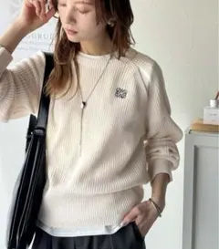 新品☆mily bilet(ミウィビレット)肩スリット胸刺繍ニットプルオーバー☆