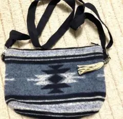 Item thumbnail for item e249fbc0-727a-49b0-8af5-cb647e01838b