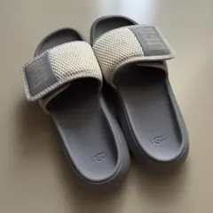 UGG メッシュスライドサンダル グレー