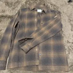 カルバンクライン　長袖シャツ