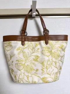 Item thumbnail for item ce2900c2-5d93-4e45-9823-05a2553aca09