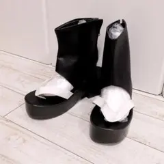 Item thumbnail for item f9f75222-7273-4125-9d91-2c02c69c4fff