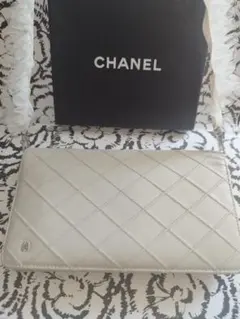 CHANELシャネルノベルティ シルバー キルティング長財布 ウォレット 未