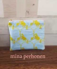 003 ミナペルホネン　mela anemone　マルチケース　フラットポーチ