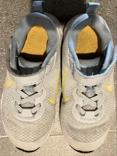 Item thumbnail for item ce10718d-230a-42a3-97d0-08555ae914aa