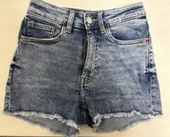 H&M デニムショートパンツ 32インチ