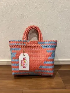 Item thumbnail for item a52c8881-9327-475a-835e-344628cd6181