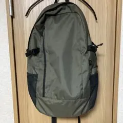 無印良品 肩の負担を軽くする大容量リュック 撥水 スモーキーグリーン31L