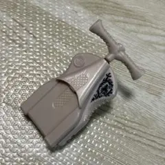 Item thumbnail for item 0932fc3e-3118-4e06-8568-0d376d7e6f39