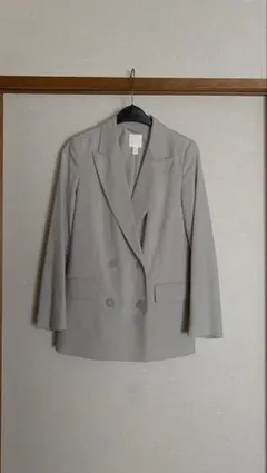 H&M ライトグレー ダブルボタン テーラードジャケット ビジカジ