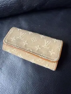 ルイヴィトン ミュルティクレ4 モノグラム 　4連キーケース