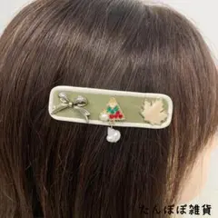 グリーン　長い　レザー　リボン木葉　揺られ　　ヘアピン　パッチンピン　可愛い