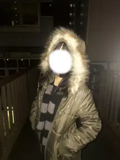 ファー付きオリーブグリーンダウンジャケット　古着　y2k