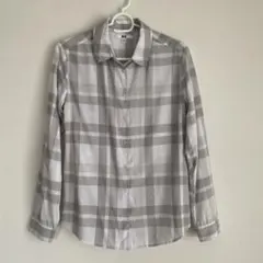 【UNIQLO】春シャツ　長袖　グレーチェック柄のサムネイル