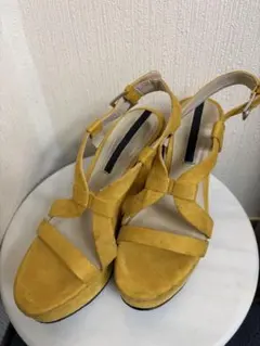 ZARA WOMAN イエロー 厚底サンダルのサムネイル