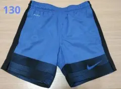 Nike ストライプ ハーフパンツ 青