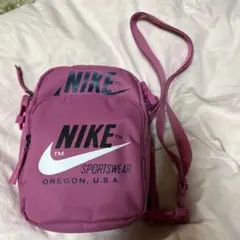 Nike ピンク ショルダーバッグ