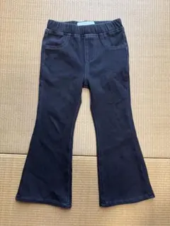 ZARA 3歳　キッズズボン　フレアパンツ ブラック 104cmのサムネイル