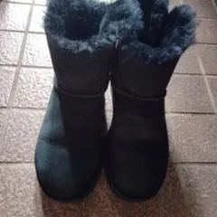 UGG ムートンブーツ ブラック リボンのサムネイル