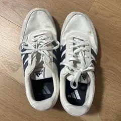 adidas スニーカー ホワイト ネイビー