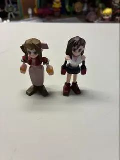 【値下げ】FF7　一番くじG賞　ミニフィギュア　ティファ　エアリスのサムネイル