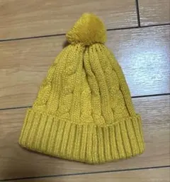 ベビー　ポンポン付きニット帽 42-46cm