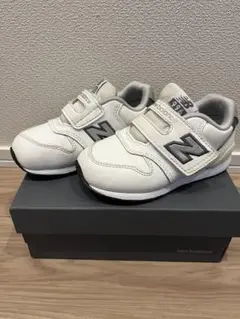 【16センチ】New Balance 996 キッズシューズ ホワイト