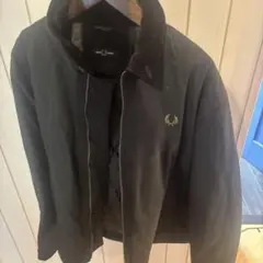 FRED PERRY ブラックナイロンジャケット