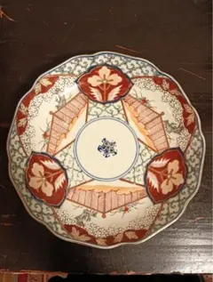 骨董皿 通り物 古伊万里 色絵輪花皿 金彩色絵一枚 平皿21cm - メルカリ