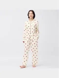 GU サテンパジャマ(長袖&ロングパンツ)(ストロベリー)