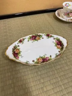 ロイヤルアルバート　食器　お皿　プレートのサムネイル
