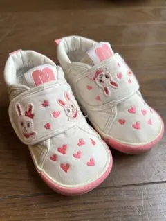 美品　ミキハウス ベビーシューズ ウサギ ハート刺繍　13センチ