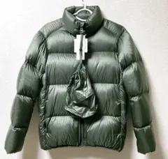 未使用 UNIQLO ウルトラライトダウンボリュームジャケット オリーブ　M