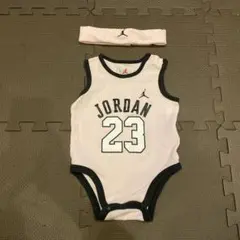 JORDAN ピンク　ロンパース