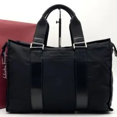 【美品】サルヴァトーレフェラガモ トートバッグ ブラック ナイロンのサムネイル