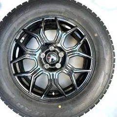 スタッドレス4本グッドイヤーSUV 225/65R17 7.0J　5H114.3のサムネイル